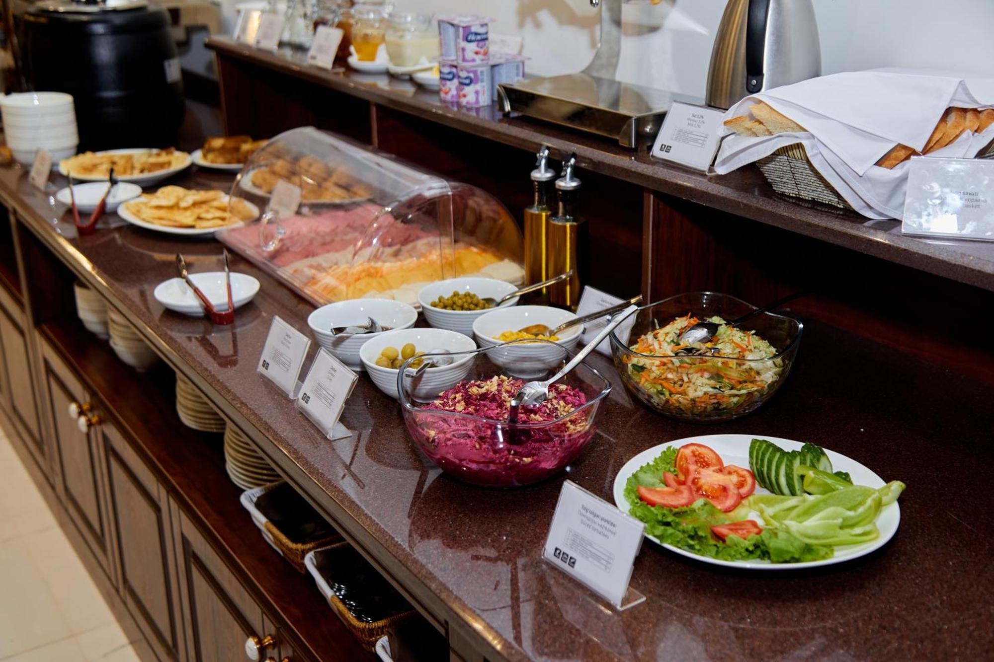 Grand Plaza Hotel ซามาร์คันด์ ภายนอก รูปภาพ